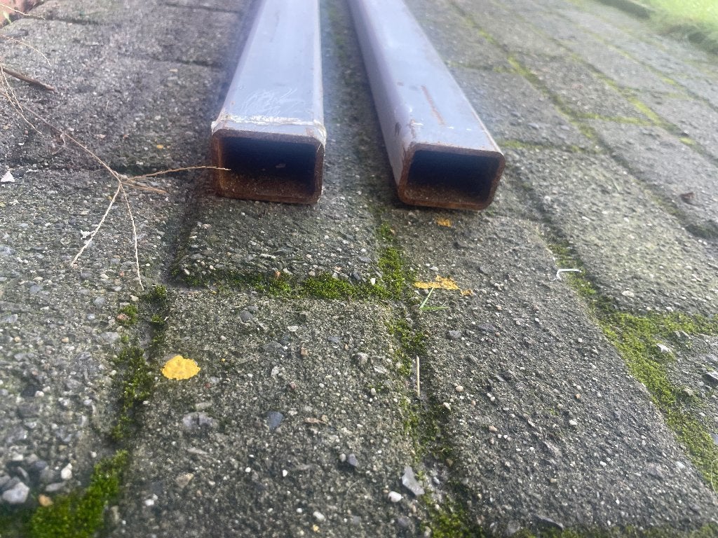 2 stalen kokers 4.30m lang, Bricolage & Construction, Enlèvement, Utilisé, Autres métaux