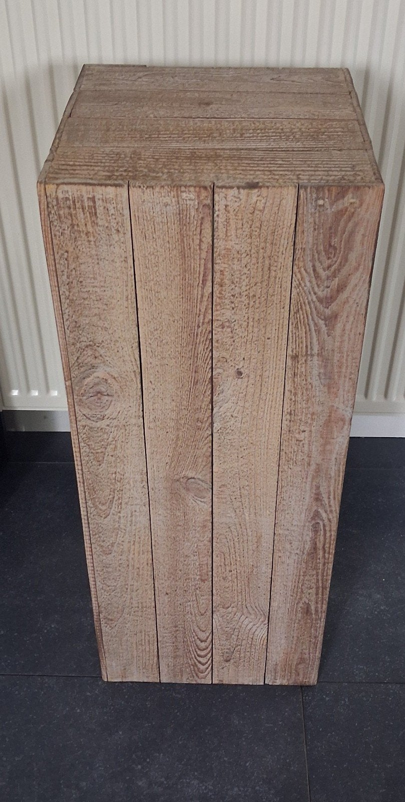 2 houten zuilen., Ophalen