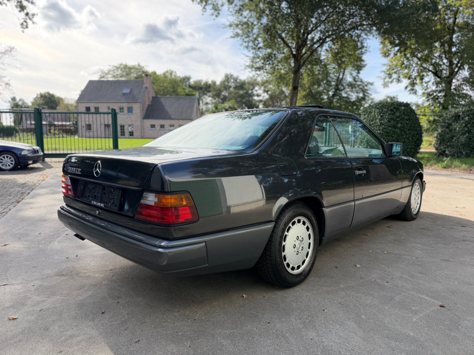 Mercedes 300CE Coupé C124/W124 Automaat/Oldtimer/GEKEURD, foto 7