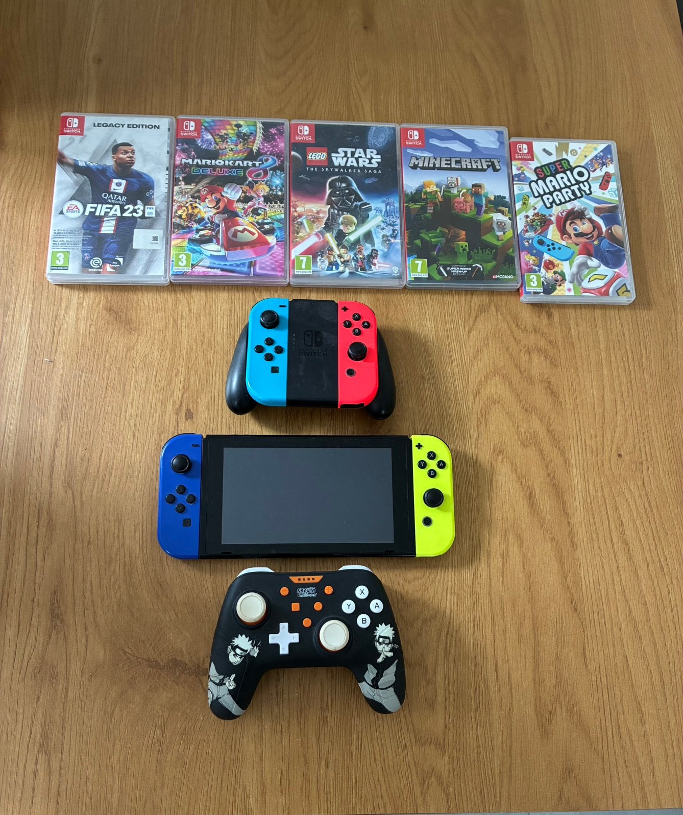Nintendo Switch + 5 jeux + 4 Joy-Con + 2 manettes, Switch 2019 Upgrade, Enlèvement, Utilisé, Avec jeux