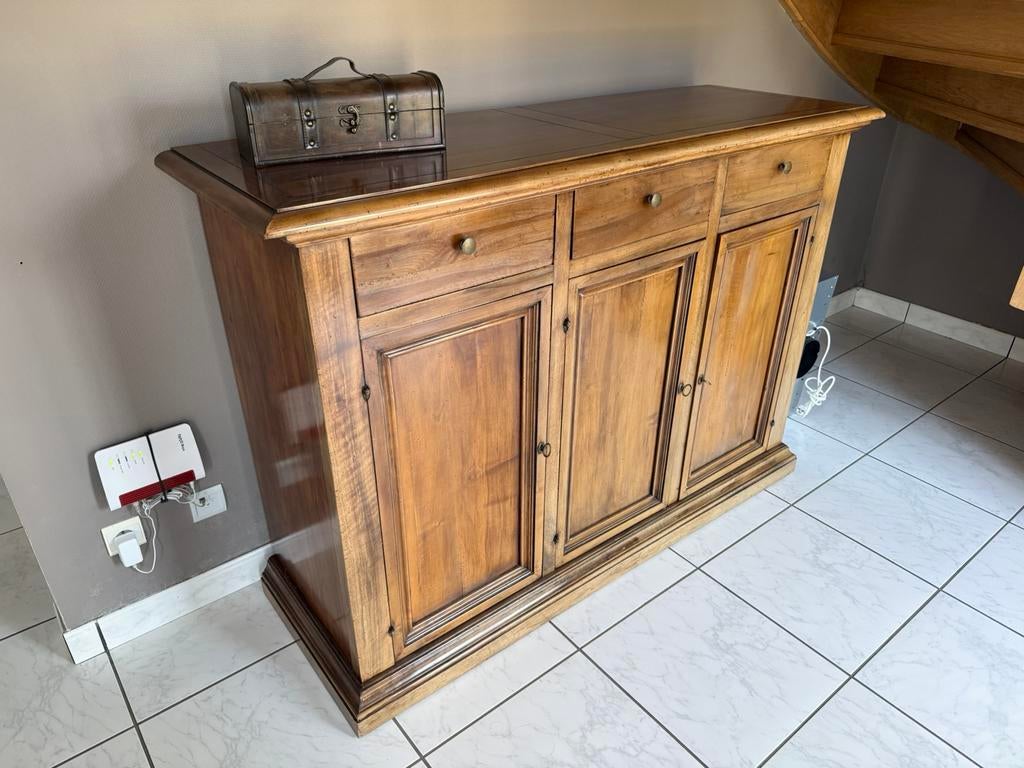 Commode, belle et solide ! Très bonne qualité, Enlèvement, Comme neuf