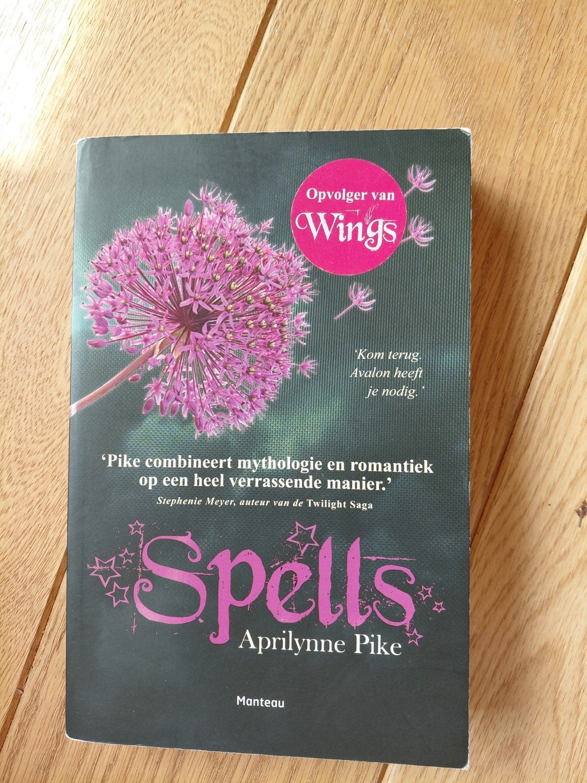Aprilynne Pike - Spells, Boeken, Ophalen of Verzenden, Gelezen, Aprilynne Pike