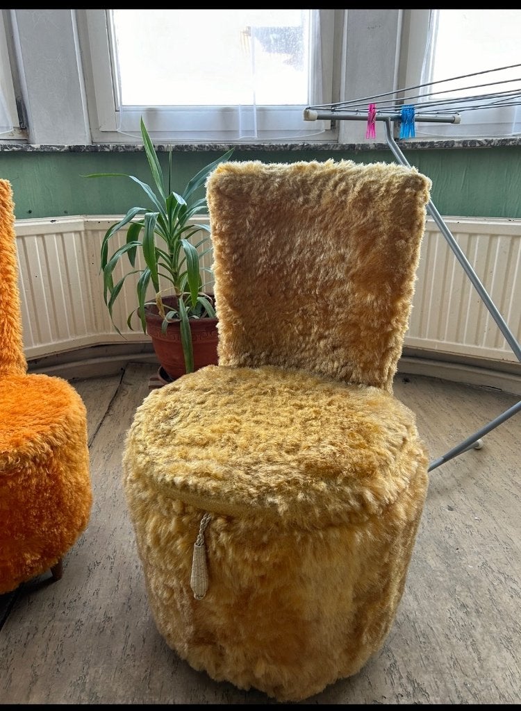 Petit pouf fauteuil jaune fourrure vintage 60’, Enlèvement