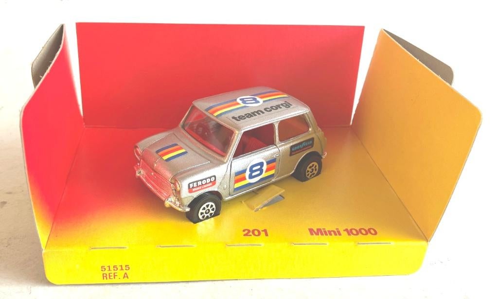 Mini 1000 zilver nr 8 Team Corgi # 201., Enlèvement ou Envoi, Comme neuf, Voiture
