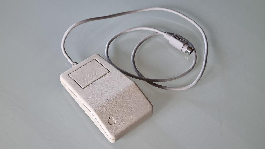Originele Apple Desktop Bus-muis voor Macintosh II en SE, Computers en Software, Ophalen of Verzenden, Apple