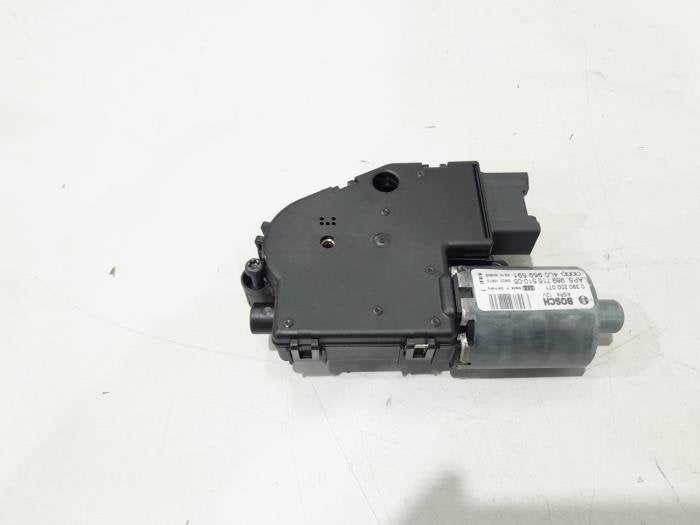Moteur toit ouvrant d'un Audi Q7, -, 3 mois de garantie, Audi, Utilisé