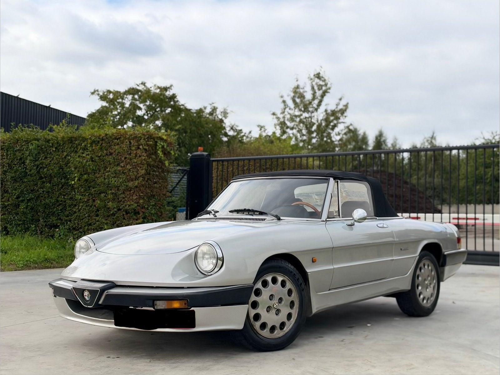Alfa Romeo Spyder 1984, Autos, Achat, Cabriolet, Boîte manuelle, Spider