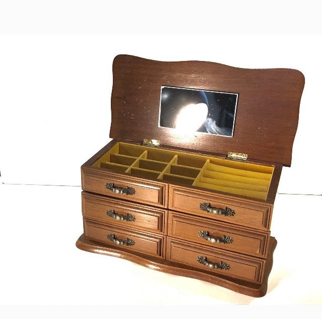 Oude vintage sierradendoos/kist, Antiek en Kunst, Ophalen