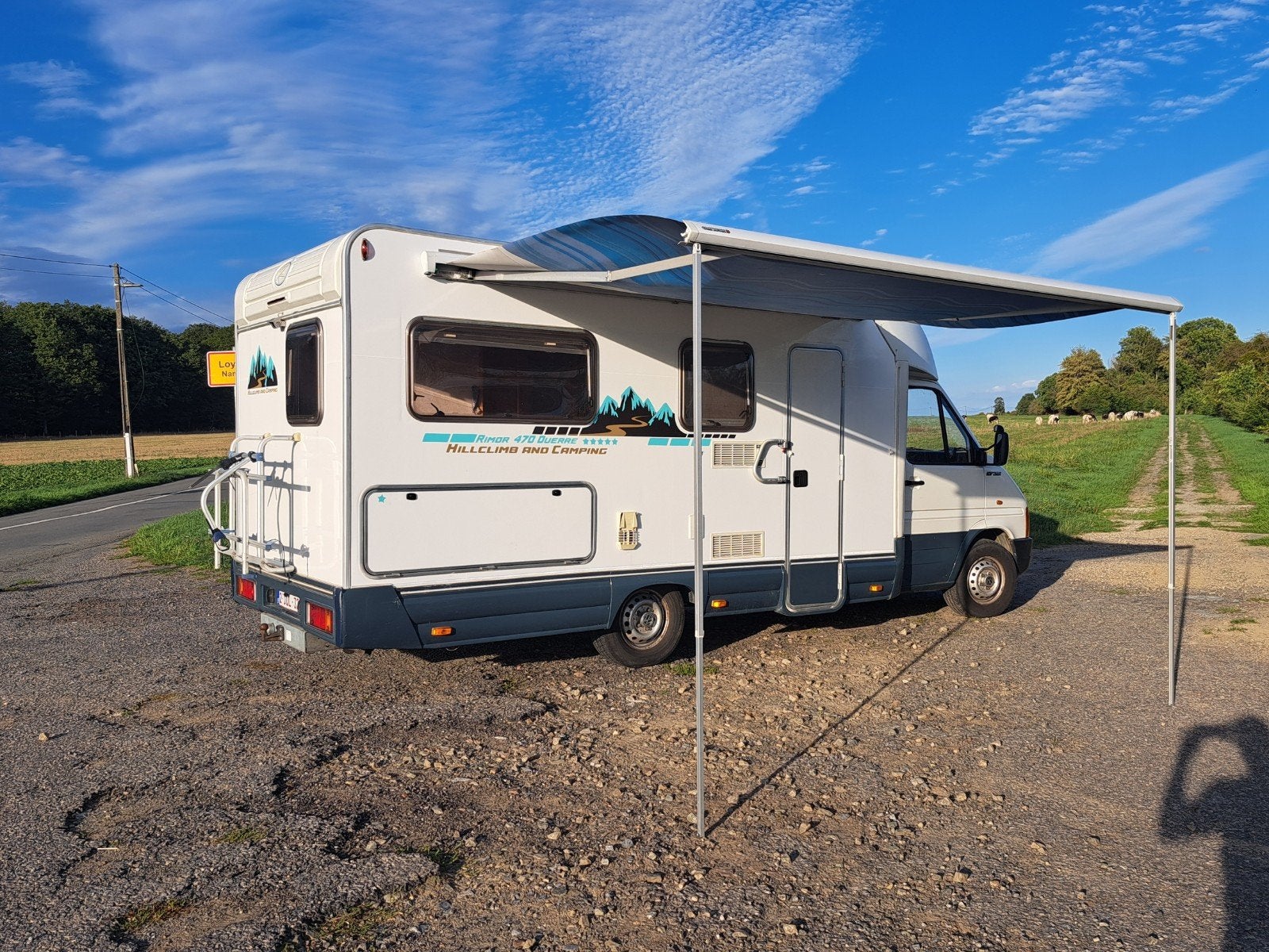 camping car Vw/Rimor 2.5 tdi, Jusqu'à 4, Siège standard, Serrures de sécurité, Boîte manuelle