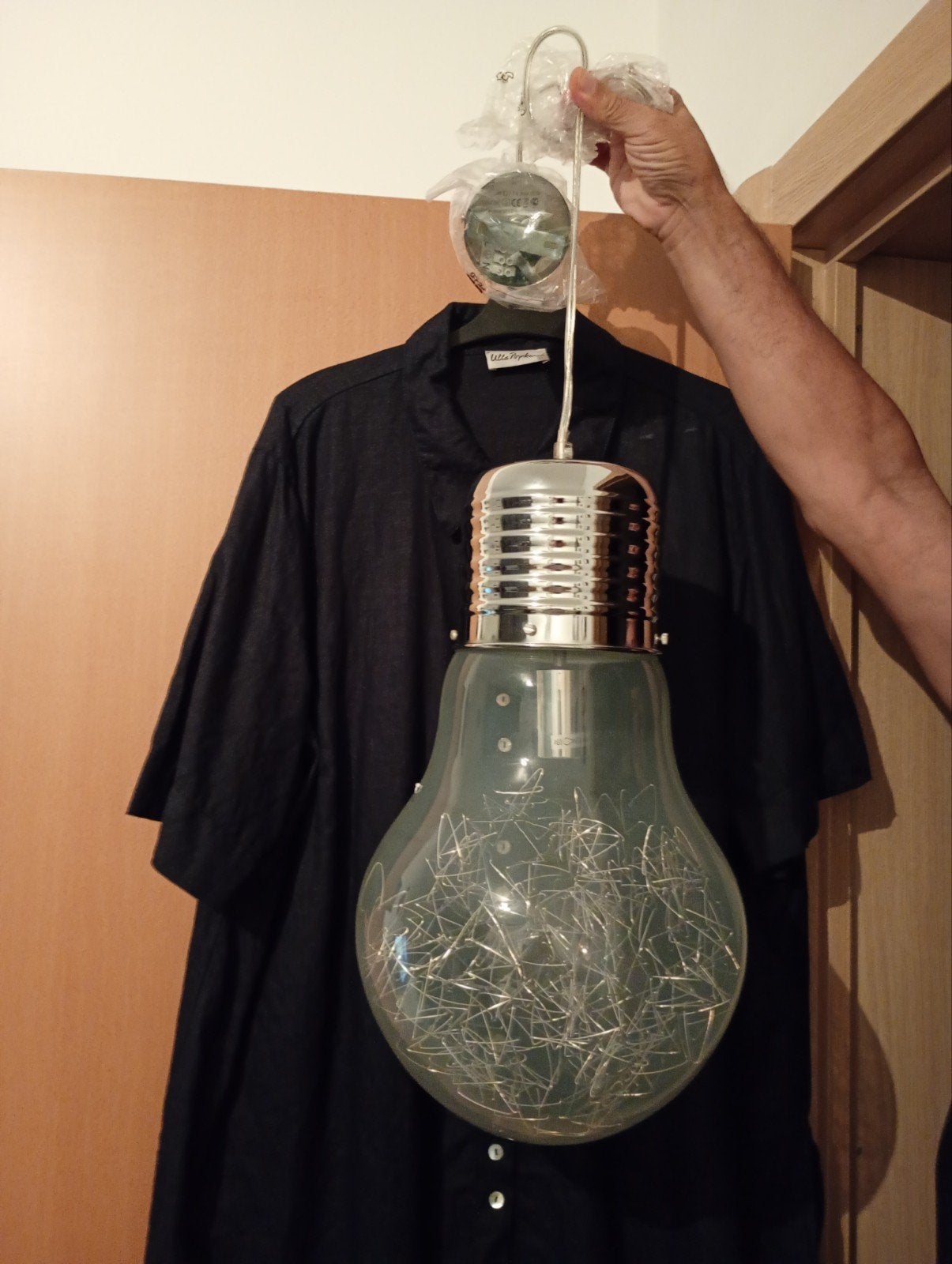 lampes, Enlèvement