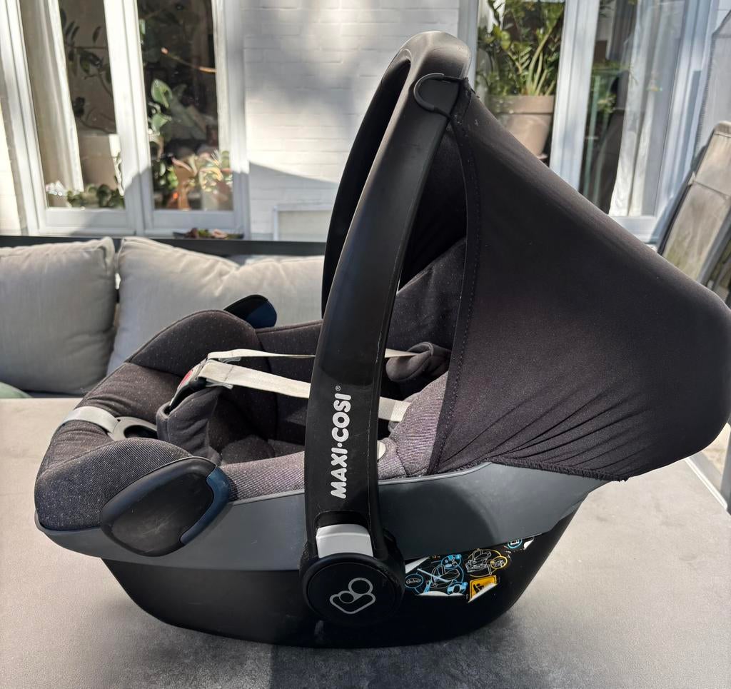 Maxi cosi pebble plus grijs, Enfants & Bébés, Sièges auto, Utilisé, Maxi-Cosi, 0 à 13 kg, Isofix, Enlèvement
