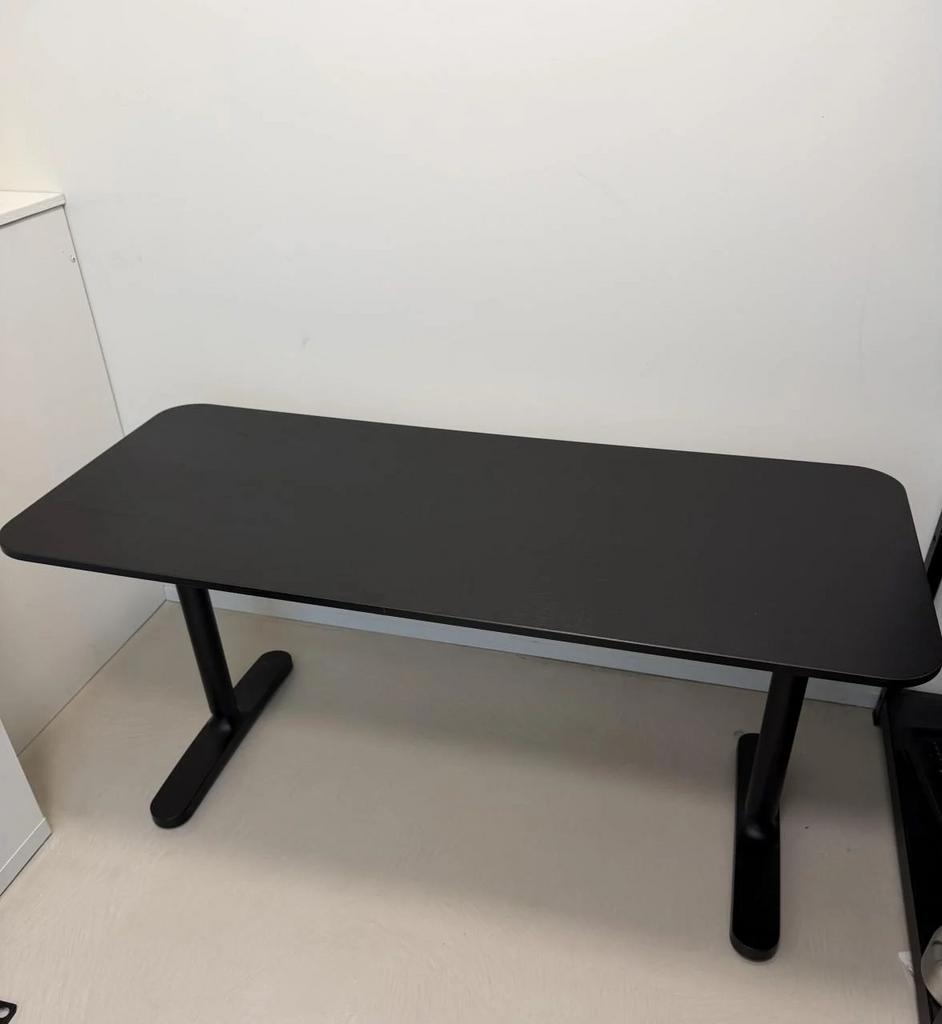 Bekant bureau ikea zwart, Enlèvement, Comme neuf