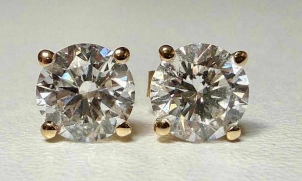 Gouden oorbellen met diamant totaal 2.52crt met certificaat!, Geel, Nieuw, Ophalen of Verzenden, Met edelsteen