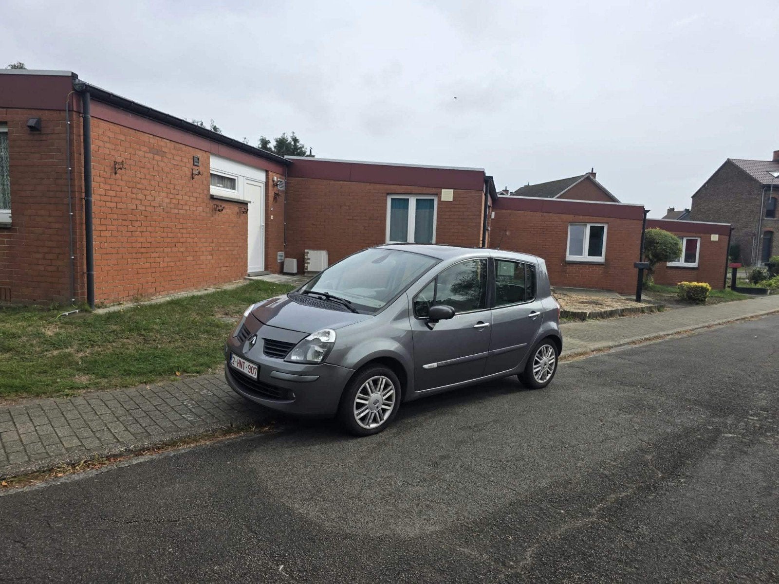 Renault Modus 1.6 essence boîte automatique 48.000 km, Cuir, Beige, Entretenue par le concessionnaire, Beige