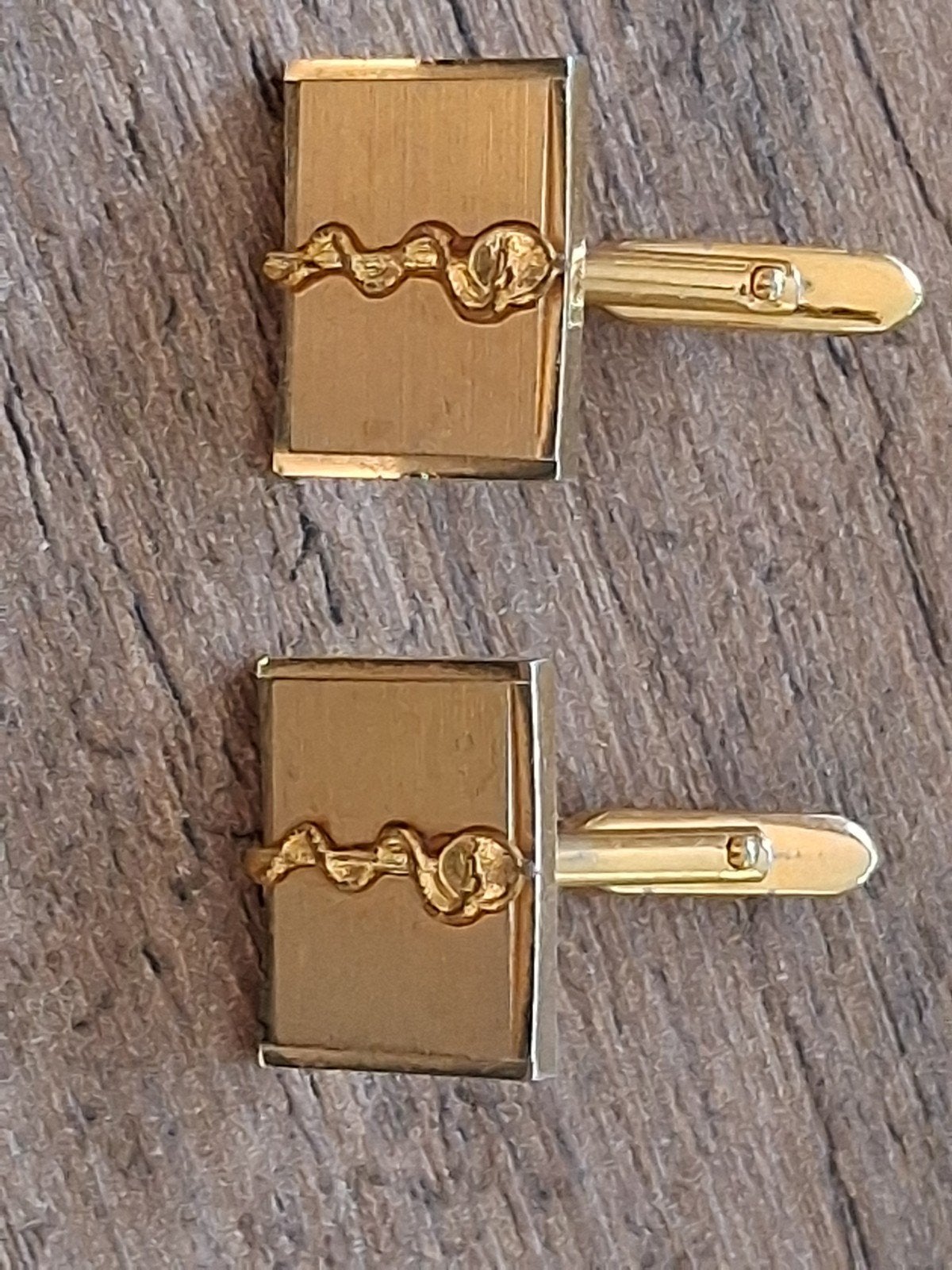 Boutons de manchette : image de serpent médical vintage, Envoi