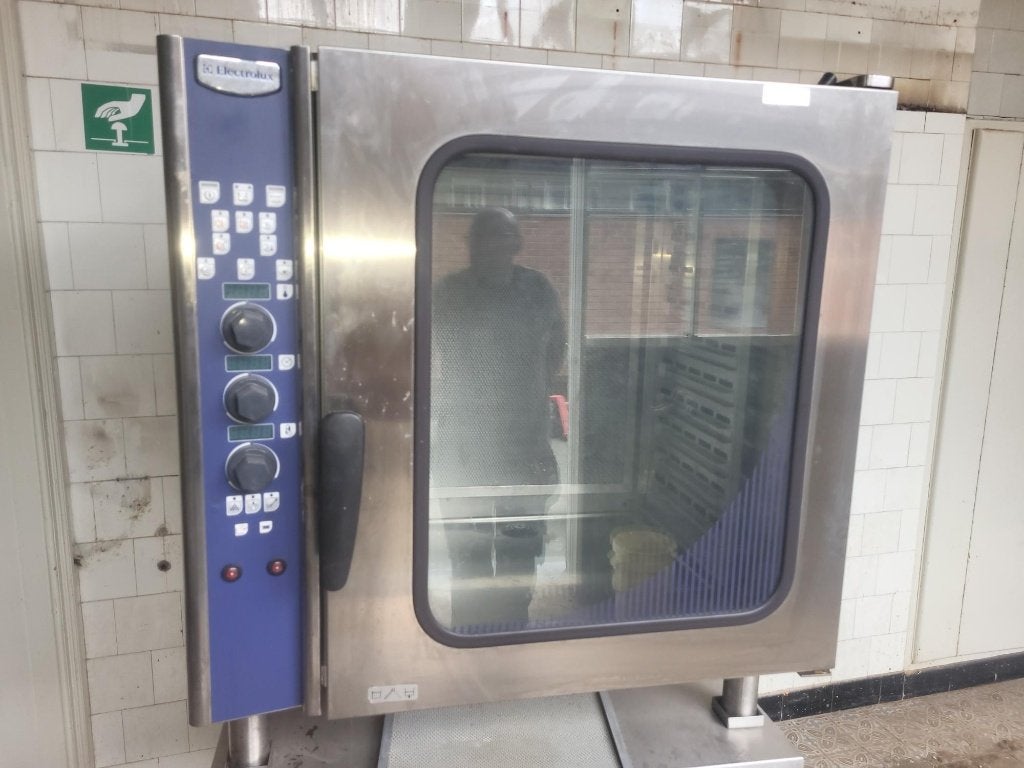 Electrolux Steamer/ GAs, Elektronische apparatuur, Ophalen, Gebruikt, Vrijstaand, Horeca-oven