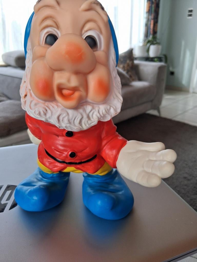 Vintage figurine Walt Disney Atchoum 1960, Enlèvement ou Envoi