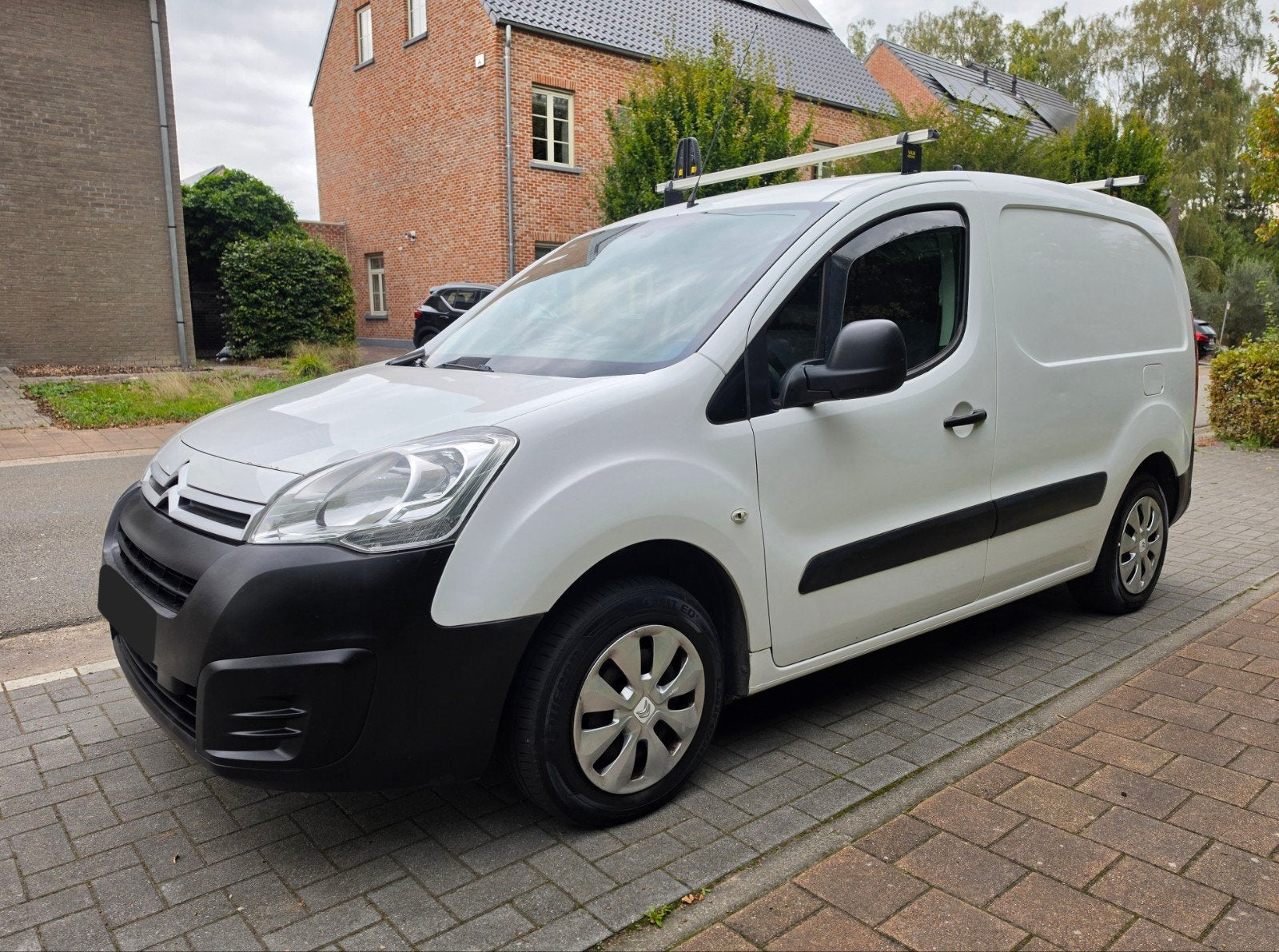 Citroen Berlingo 1.6i Benzine Goede Staat Gekeurd Carpass !, 1600 cc, Wit, Radio, Particulier