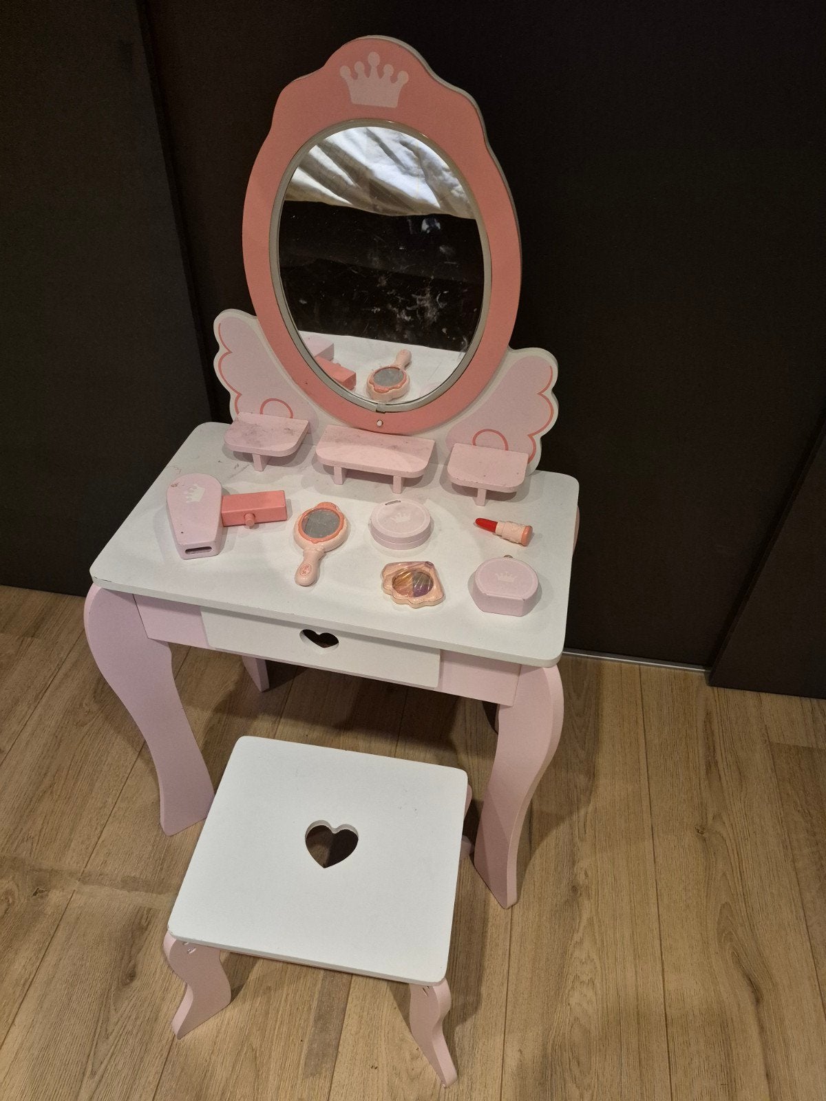 Kinder make up tafel, Enlèvement, Table