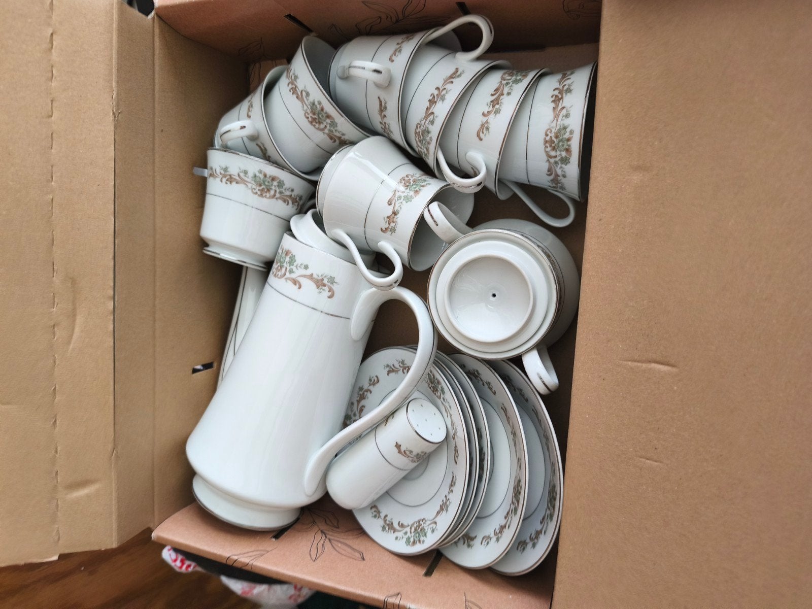 Service à café en porcelaine, Maison & Meubles, Cuisine | Vaisselle, Enlèvement, Porcelaine