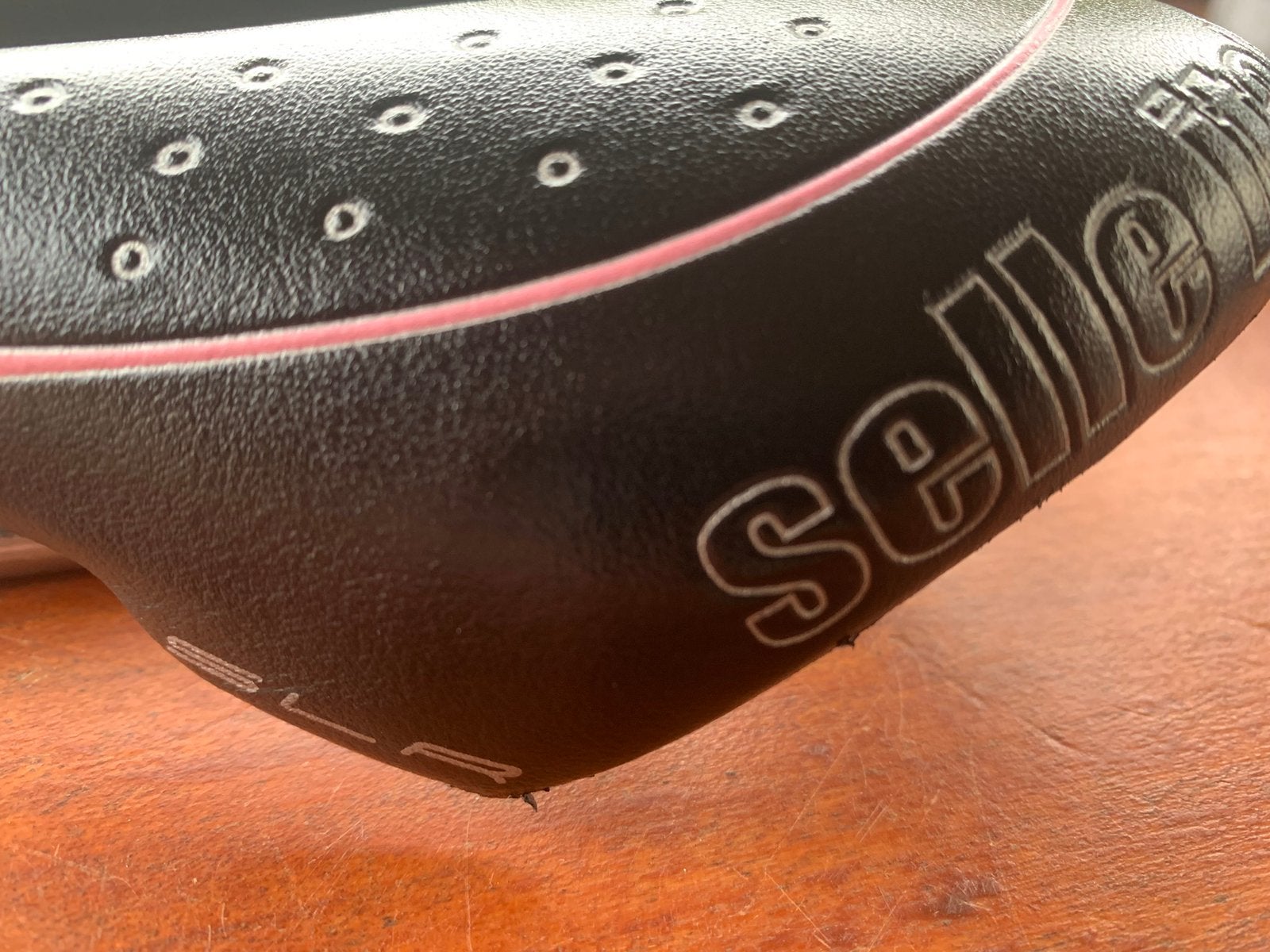 SELLE ITALIA zadel SLR LadyFlow, Ophalen of Verzenden, Gebruikt