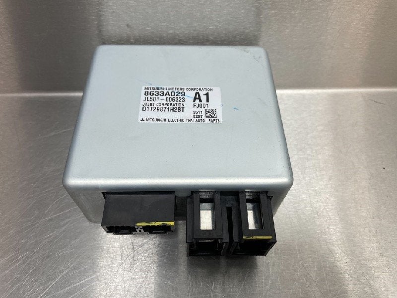 COMPUTER STUURBEKRACHTIGING Space Star (A0) (|8633A029|), Gebruikt, Mitsubishi