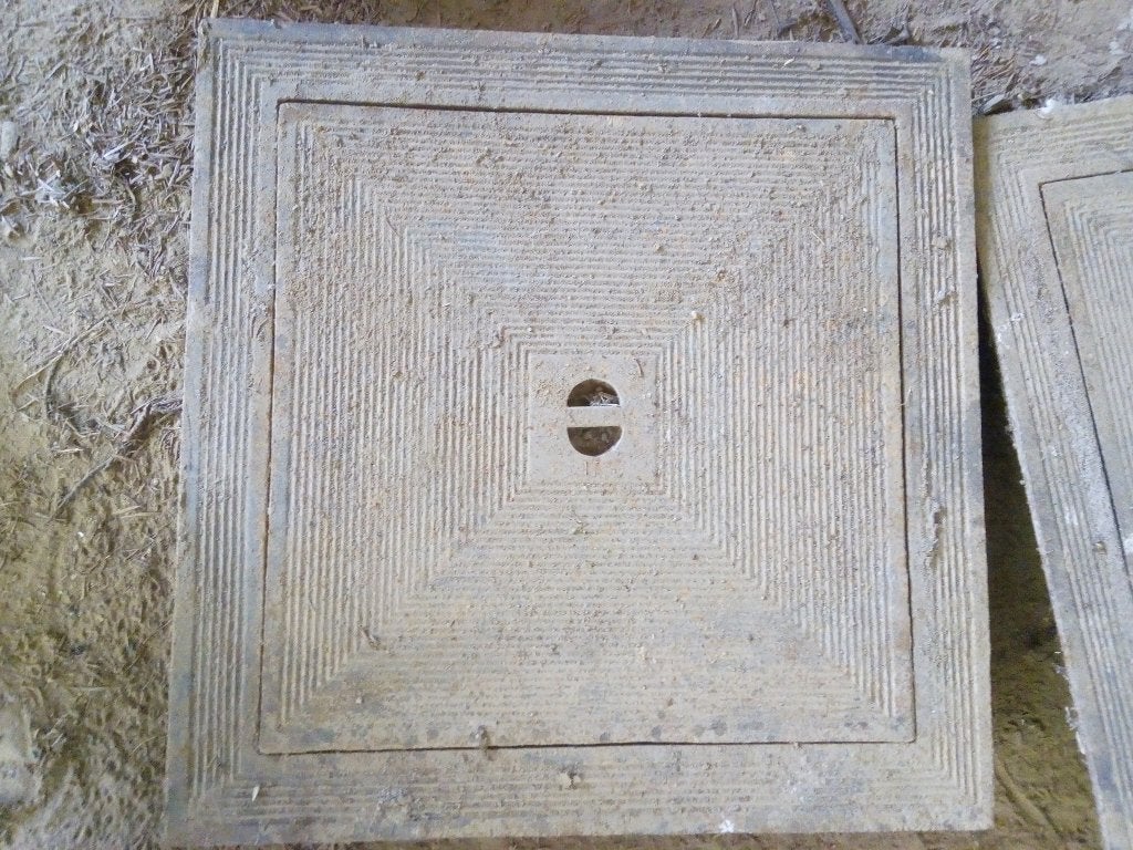 Dubbel vierkant 50x50 gietijzer putdeksel, Doe-het-zelf en Bouw, Ophalen, Overige materialen, Gebruikt, Overige typen