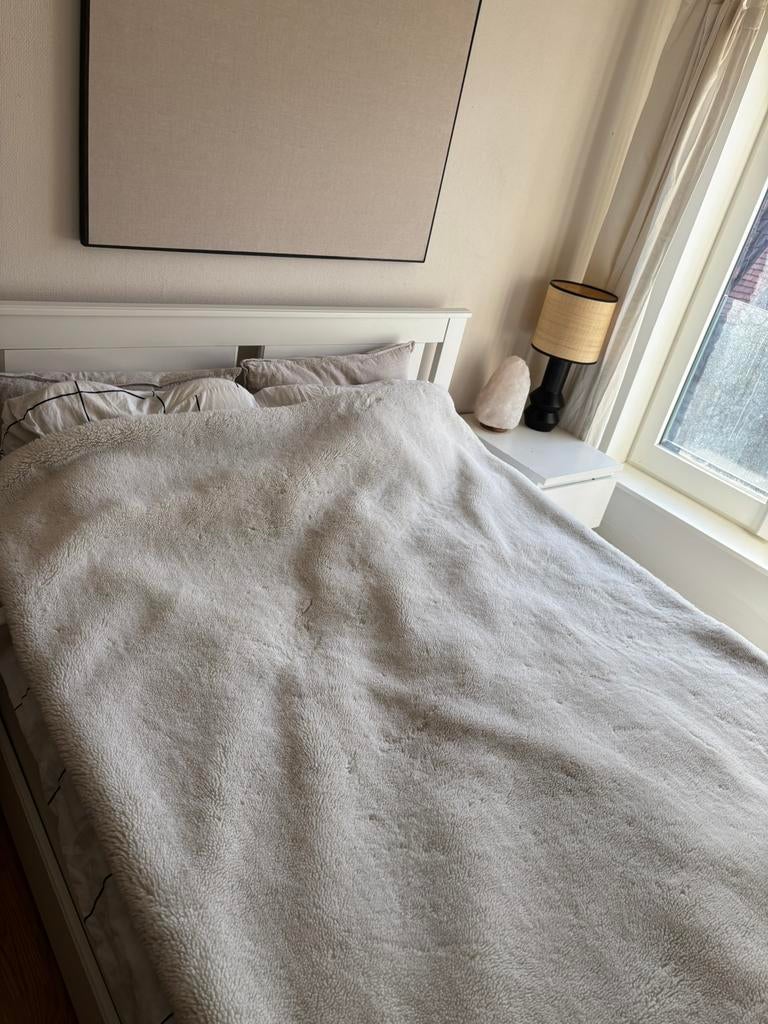 Bed + mattress, Maison & Meubles, Chambre à coucher | Lits, 140 cm, Utilisé, 200 cm, Deux personnes