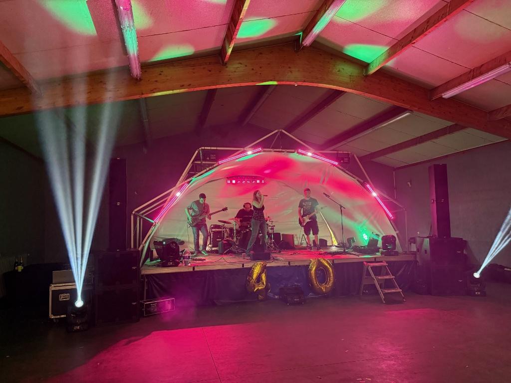 Structure de scène Konligo Fastival, Zakelijke goederen, Overige Zakelijke goederen, Ophalen