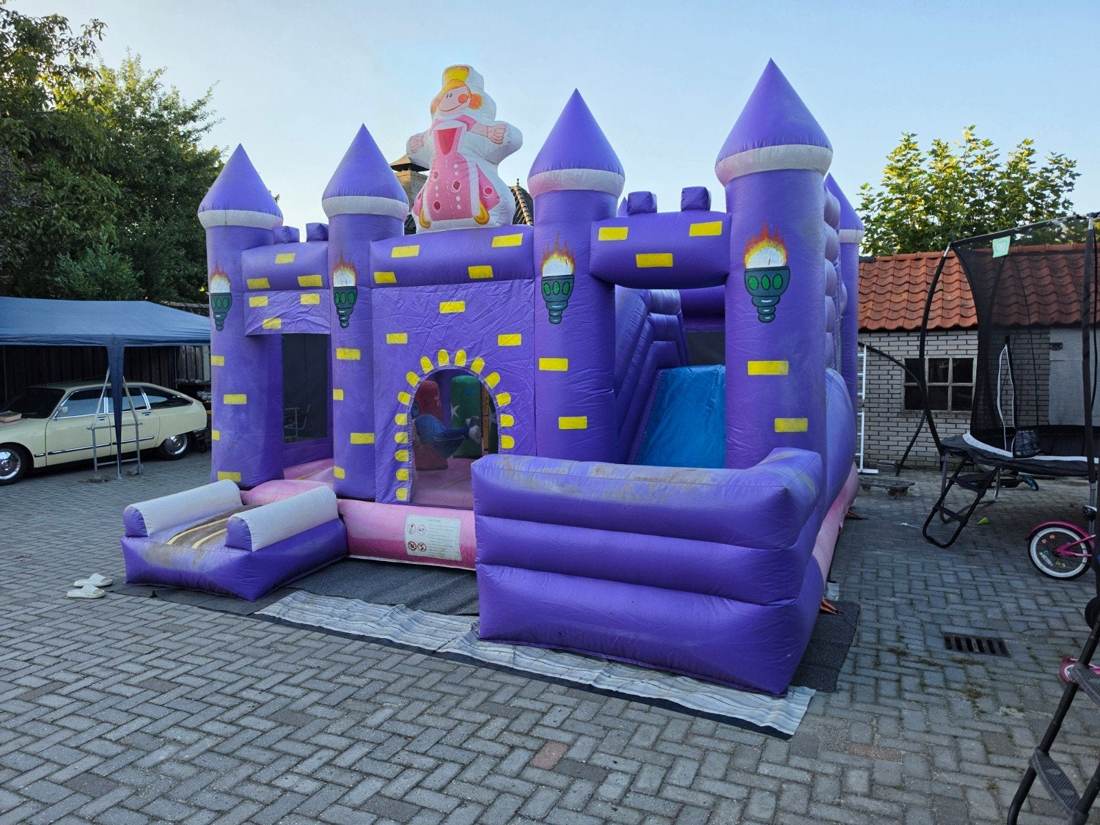 Te Huur springkasteel 4x5meter springkussen

Springkussen ka, Ophalen