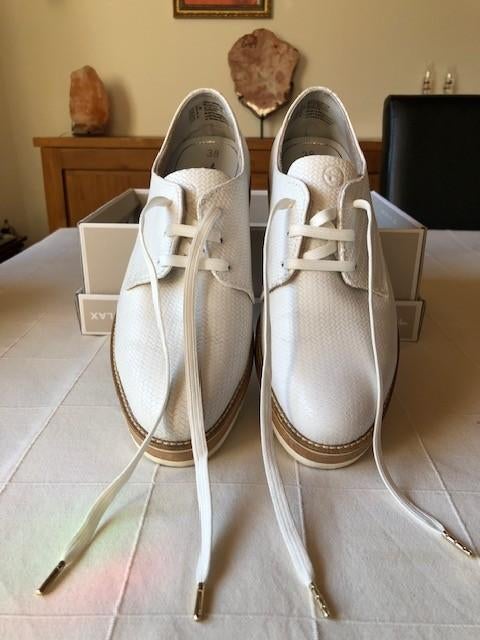 Chaussures en cuir pour femme taille 38 Tamaris, Vêtements | Femmes, Chaussures, Comme neuf, Blanc, Enlèvement ou Envoi