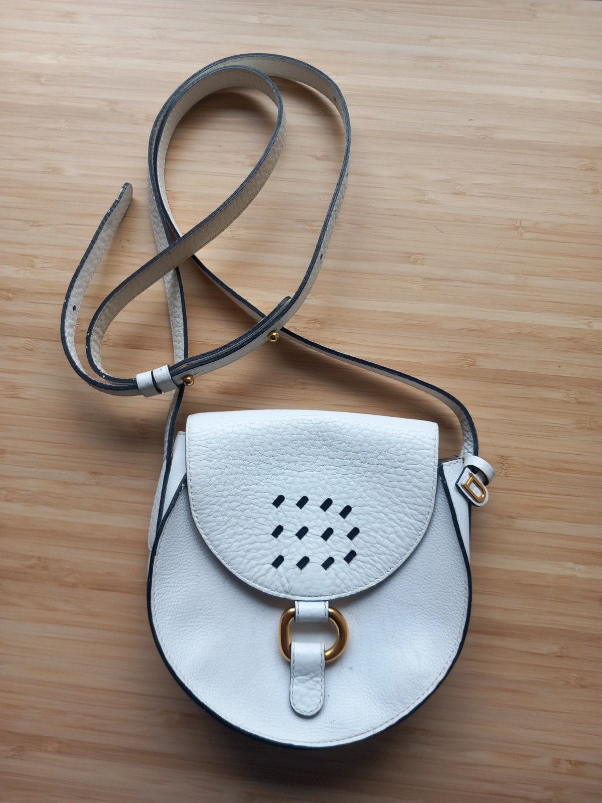 DELVAUX vintage cross body handtasje wit, Handtassen en Accessoires, Kettingen, Ophalen, Wit