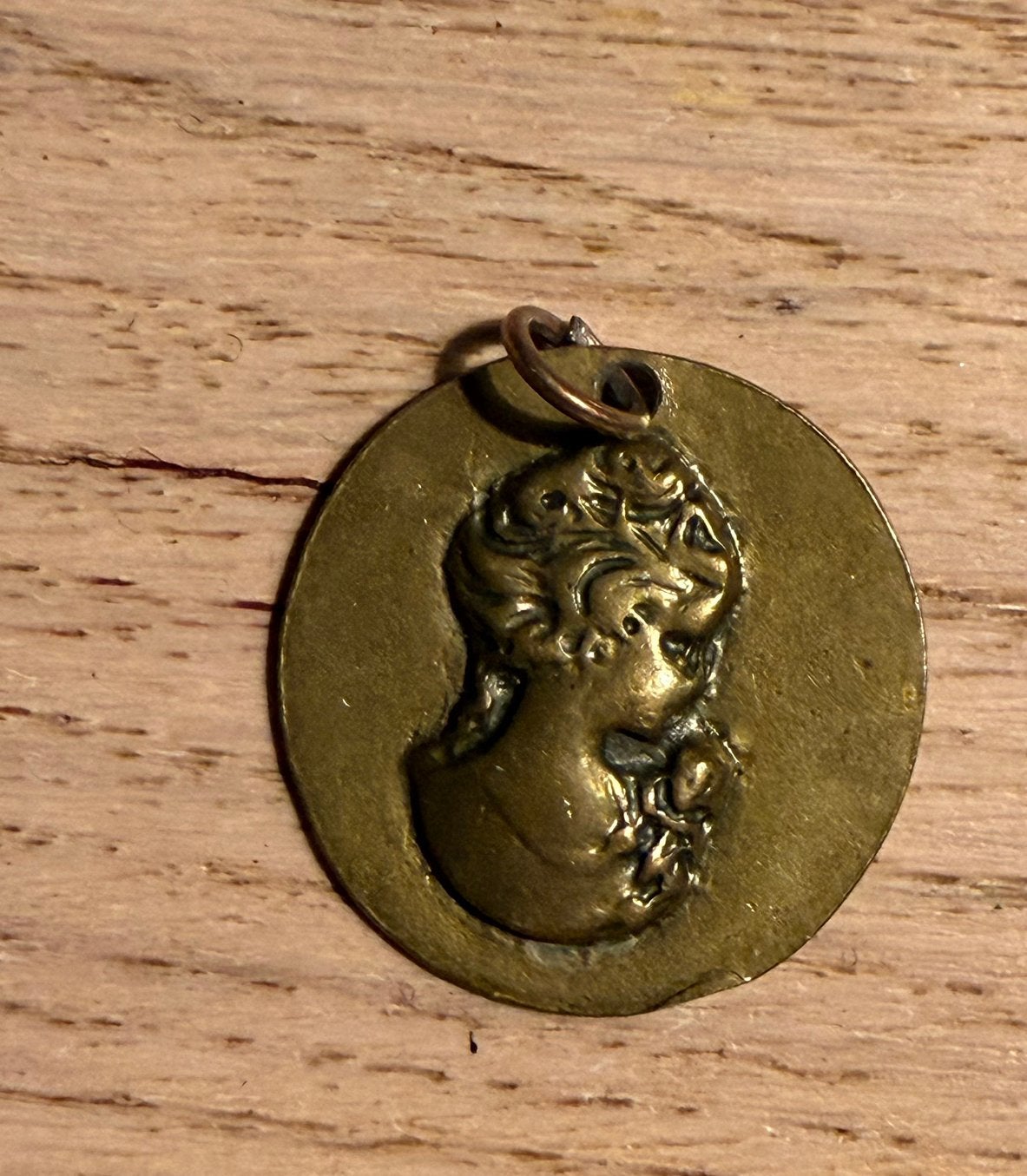 Vintage ruwe messing VICTORIAN LADY CAMEO, Handtassen en Accessoires, Ophalen of Verzenden, Gebruikt