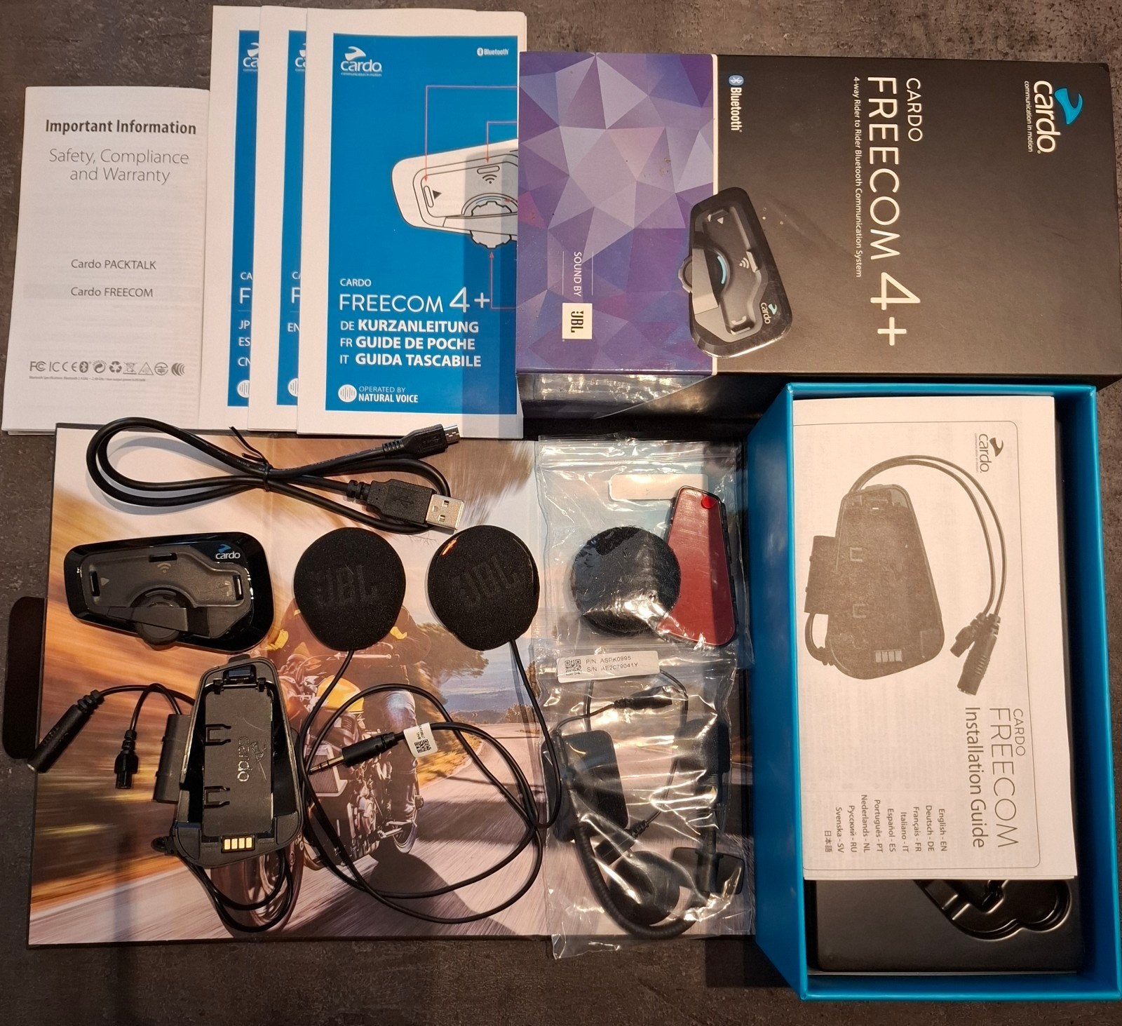 Cardo Freecom 4+ avec kit de rafraîchissement, Motoren, Accessoires | Navigatiesystemen, Ophalen, Gebruikt