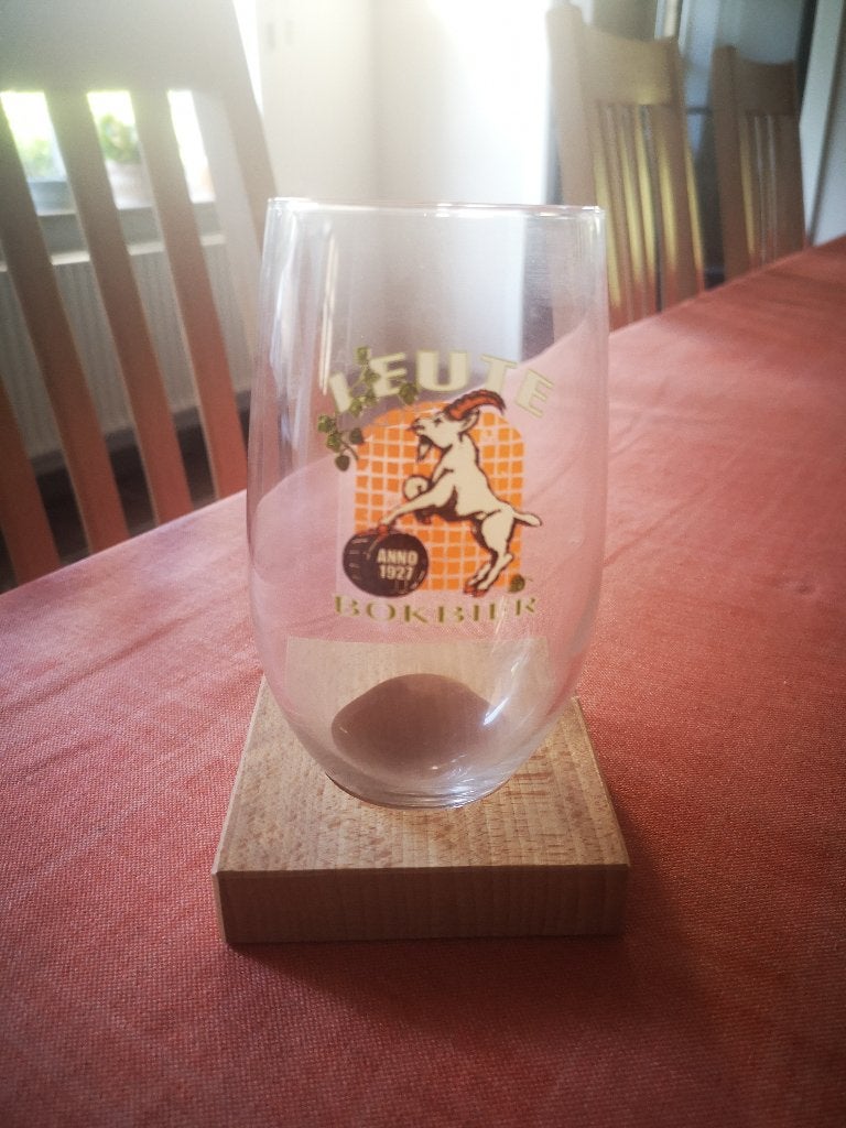Verre à bière Bock sur socle en bois, Enlèvement ou Envoi