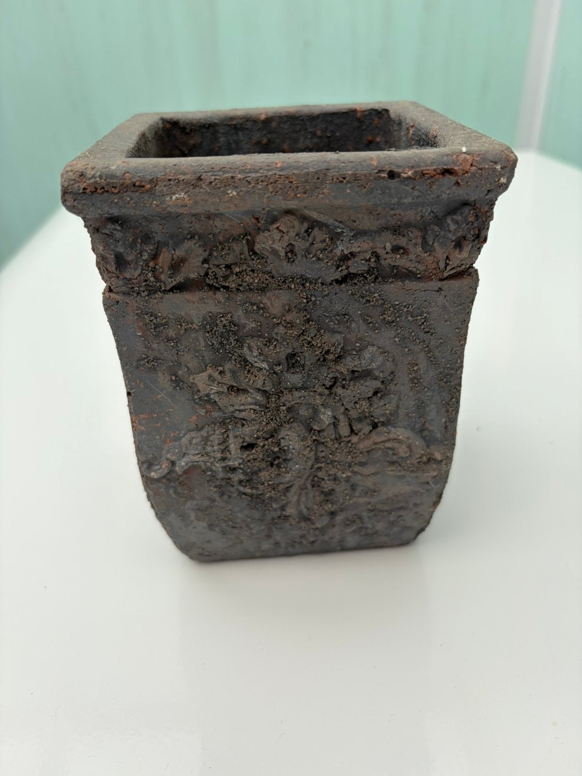 Heel mooie grijze stenen pot hoogte ca 14 cm, Antiek en Kunst, Ophalen