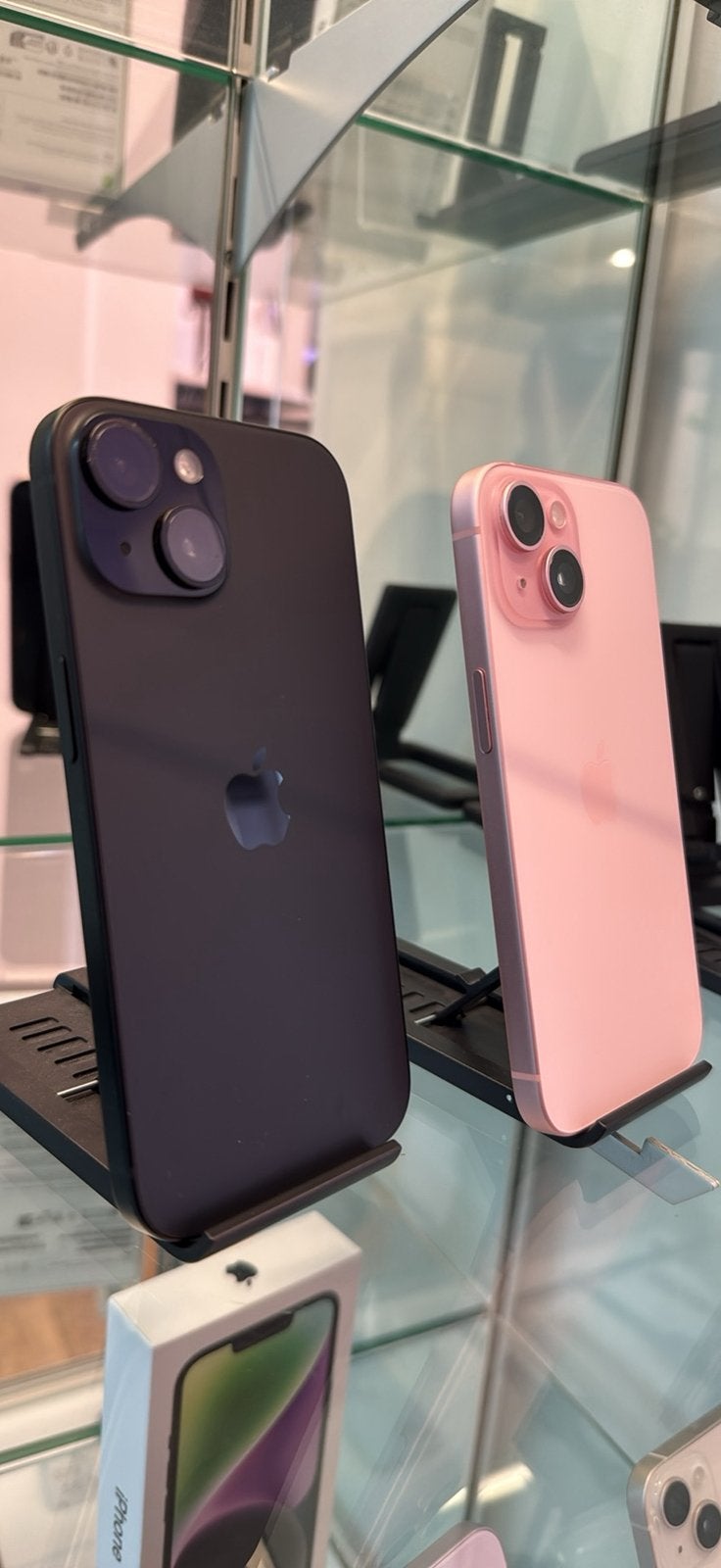 Iphone 15 128GB, Enlèvement, Comme neuf, IPhone 15, Noir