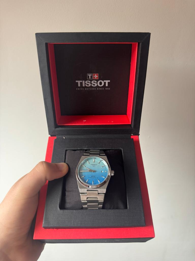 Tissot Powermatic 80 PRX Automatique Cadran Bleu dégradé, Montre-bracelet, Autres marques, Enlèvement ou Envoi, Acier