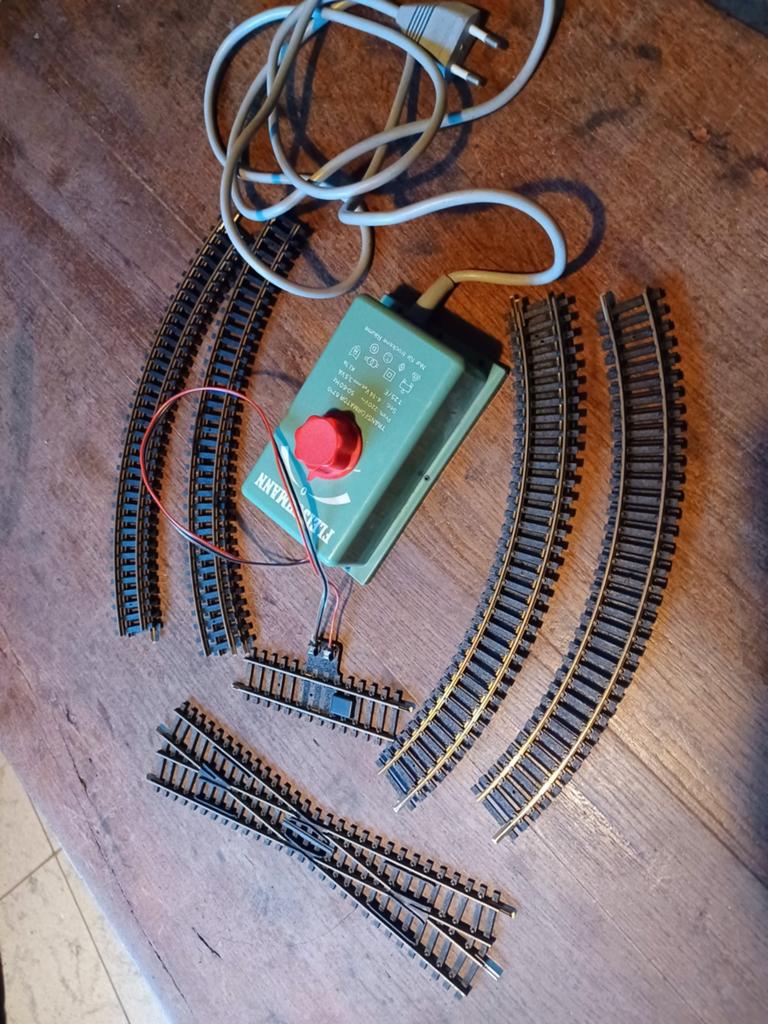 Fleischmann HO-rails en transformator, Hobby en Vrije tijd, Ophalen of Verzenden, Zo goed als nieuw, Rails, Fleischmann