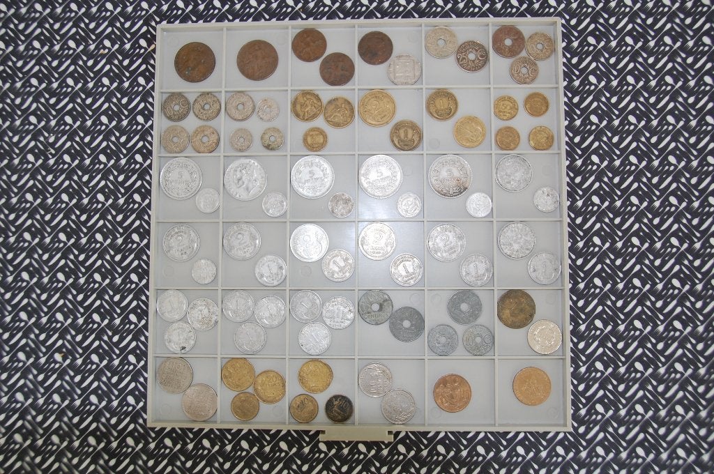 FRANCE : 82 VERSCHILLENDE munten  vanaf 1899, Verzenden, Frankrijk, Setje