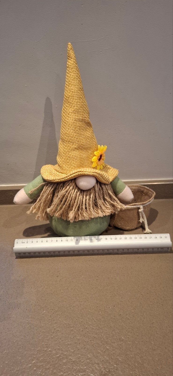 Gnome zonnebloem 40cm € 7, Ophalen
