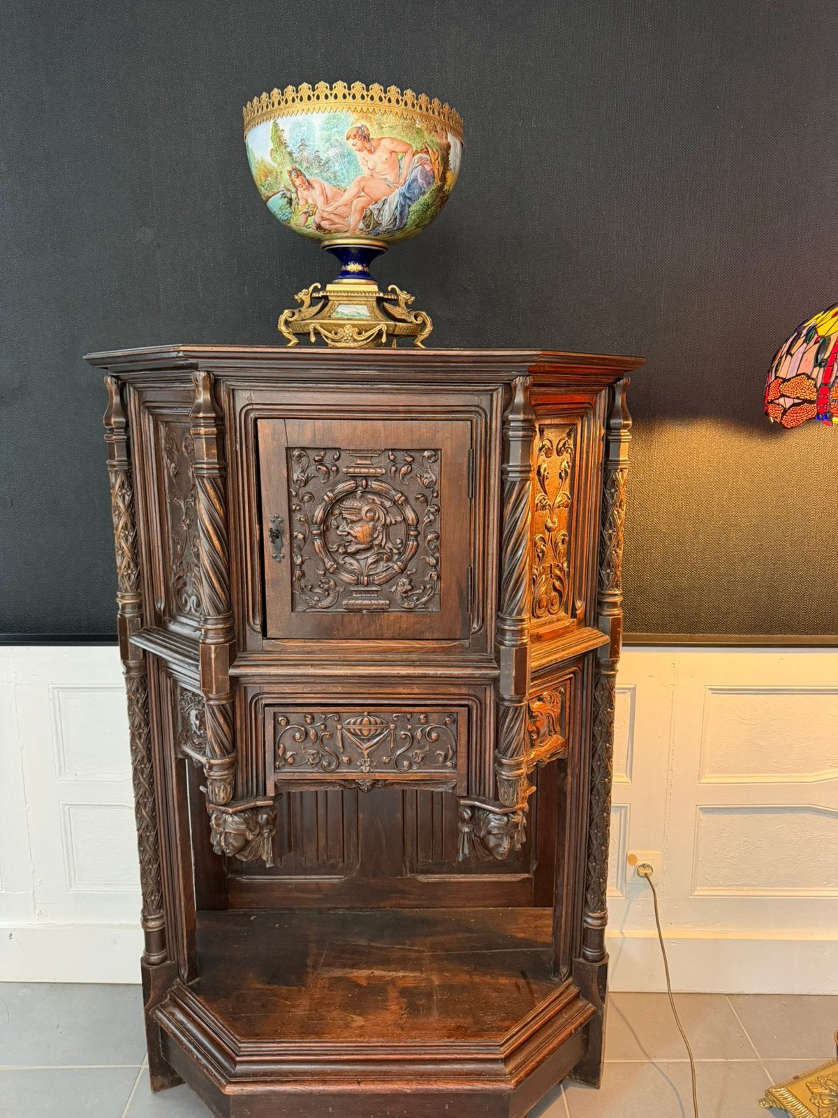 Antieke Gotike kast, Antiek en Kunst, Antiek | Meubels | Kasten, Ophalen