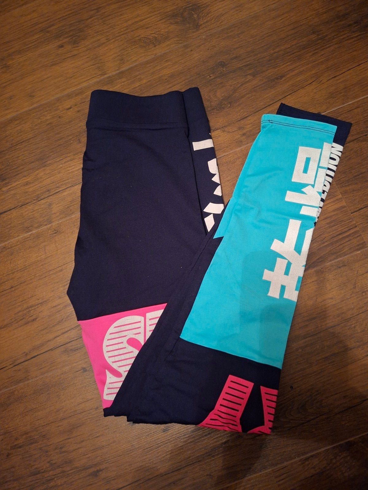Superdry Sport Japan Edition Legging - Maat 38 (M), Kleding | Dames, Sportkleding, Ophalen, Maat 38/40 (M)