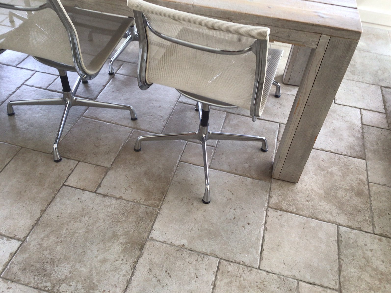 Vitra stoelen. Kleur wit., Ophalen, Gebruikt, Metaal