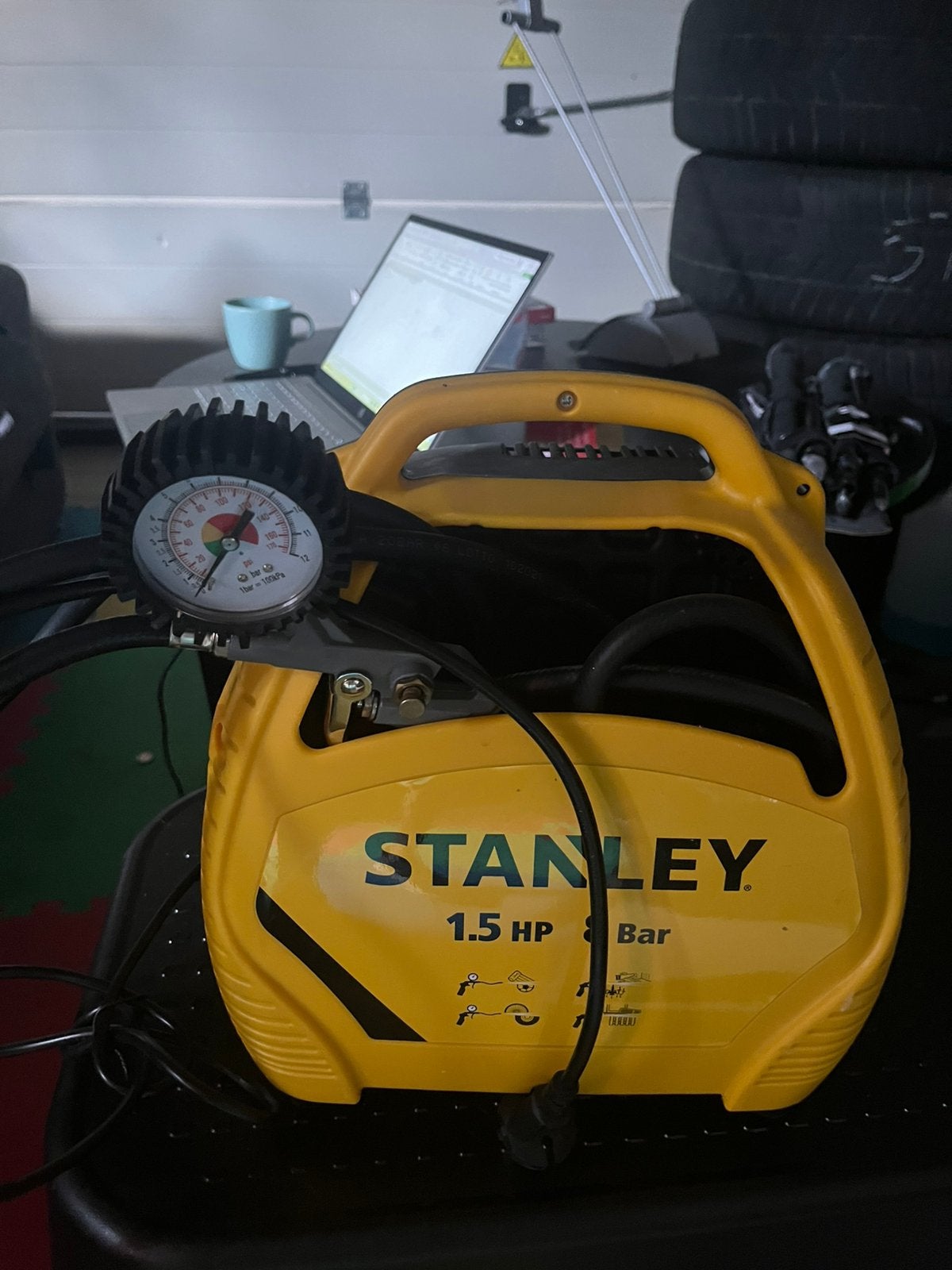 Compresseur Stanley, Enlèvement, Comme neuf