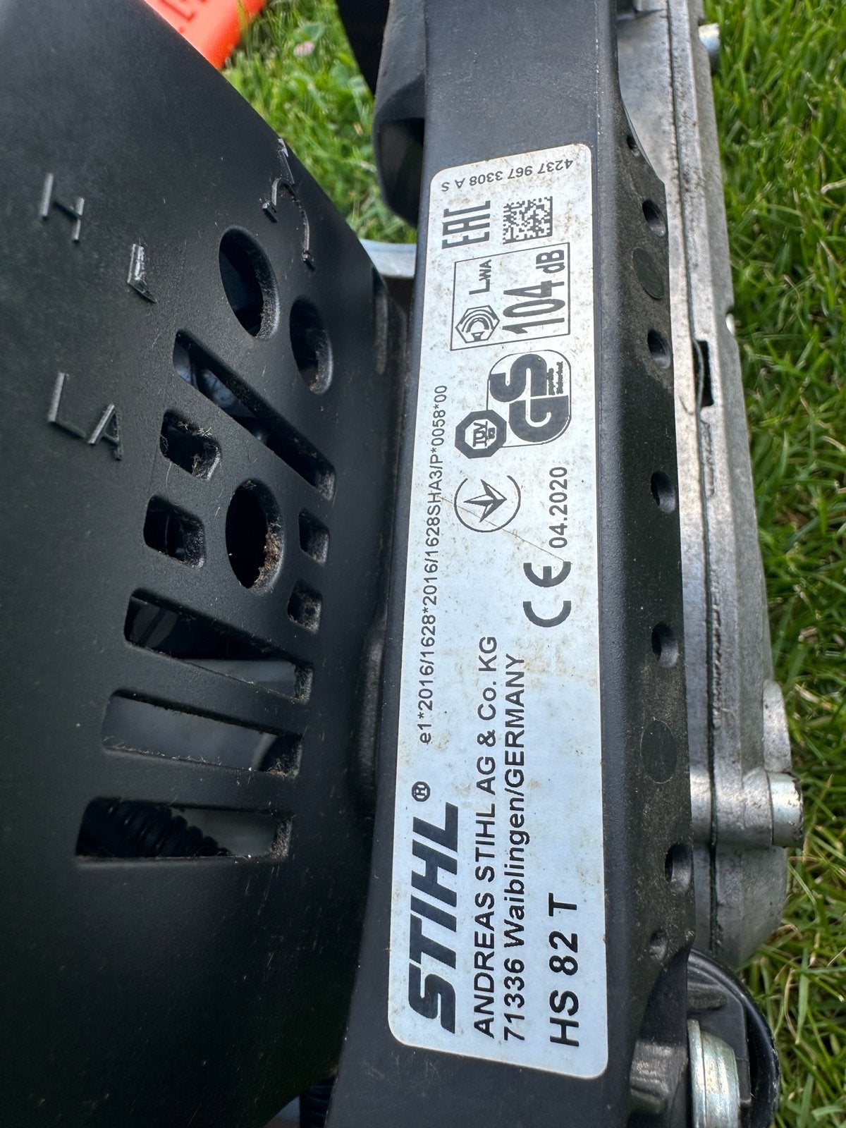 Heggenschaar Stihl HS 82 T, Enlèvement