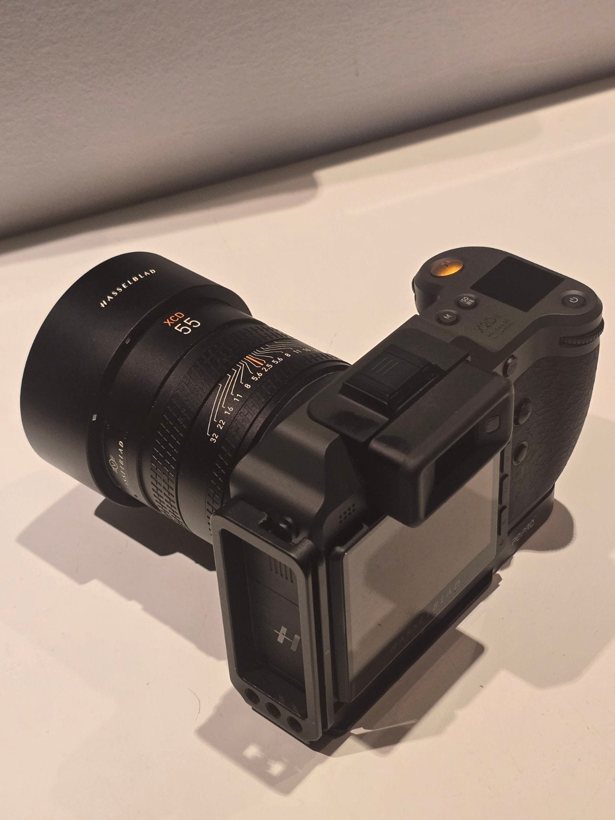 Hasselblad X2DII + XCD55F2.5, TV, Hi-fi & Vidéo, Pare-soleil, Sans zoom optique, Hasselblad, Comme neuf