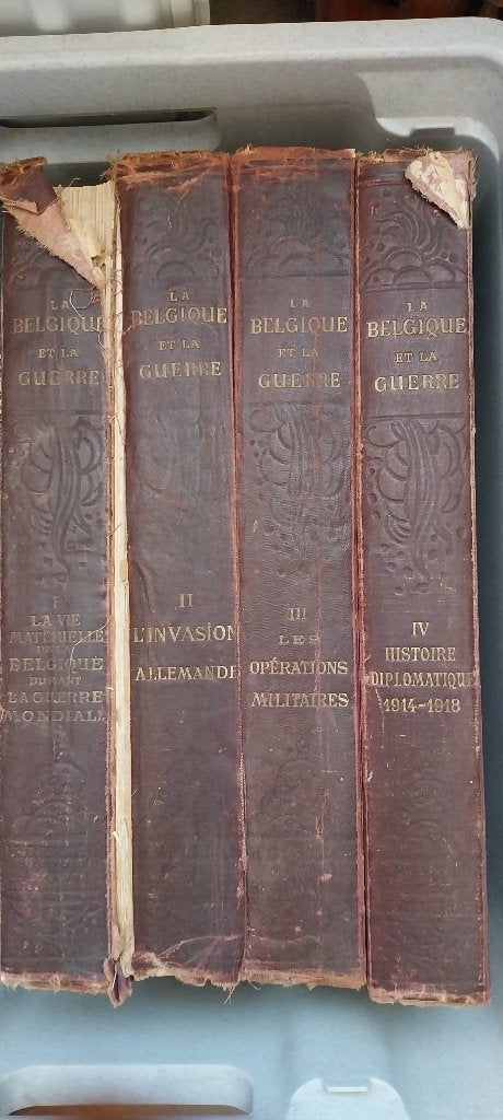 Geschiedenisboek - België en de oorlog van 14-18 (4 delen), Divers auteurs, Ophalen, Gelezen, Voor 1940