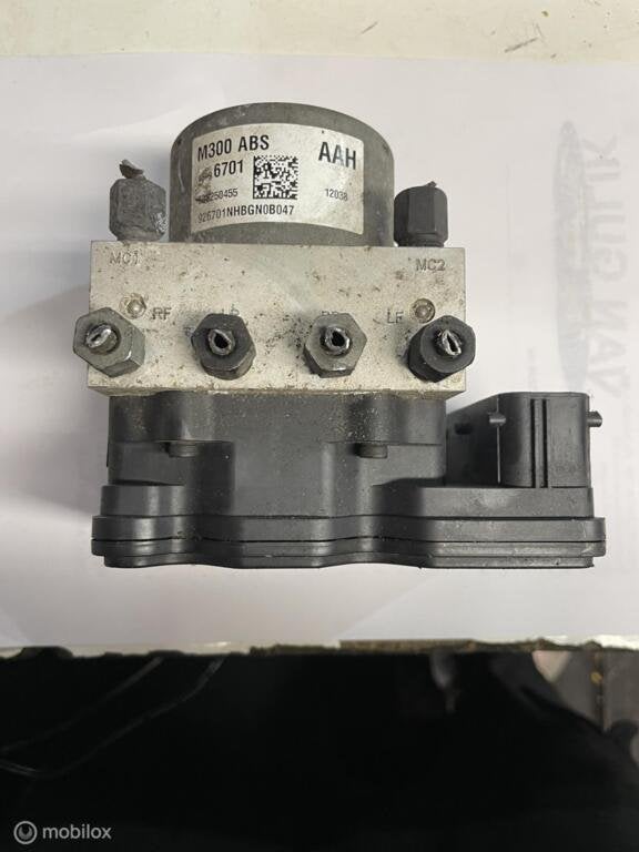 ABS pomp Chevrolet Spark ('10-'14) 95996701, Chevrolet, Utilisé, Enlèvement ou Envoi, Chevrolet