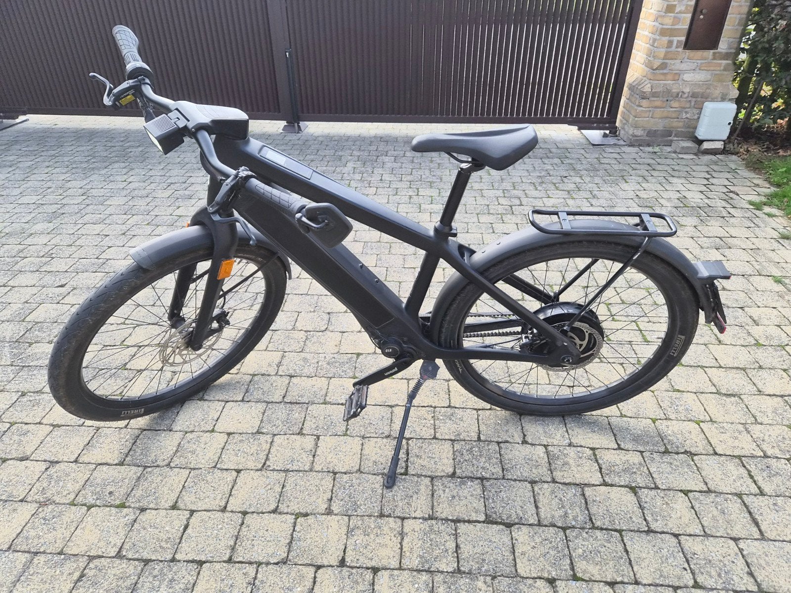 STROMER ST3 PINION M '23 - 983WH - 13D KMS - RIJDT TOP!!🔝😎, Stromer, Enlèvement ou Envoi, 50 km par batterie ou plus, Comme neuf